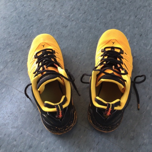 Air Jordan CP3.1X Yellow Dragon Sneaker US 9 - Picture 3 of 6
